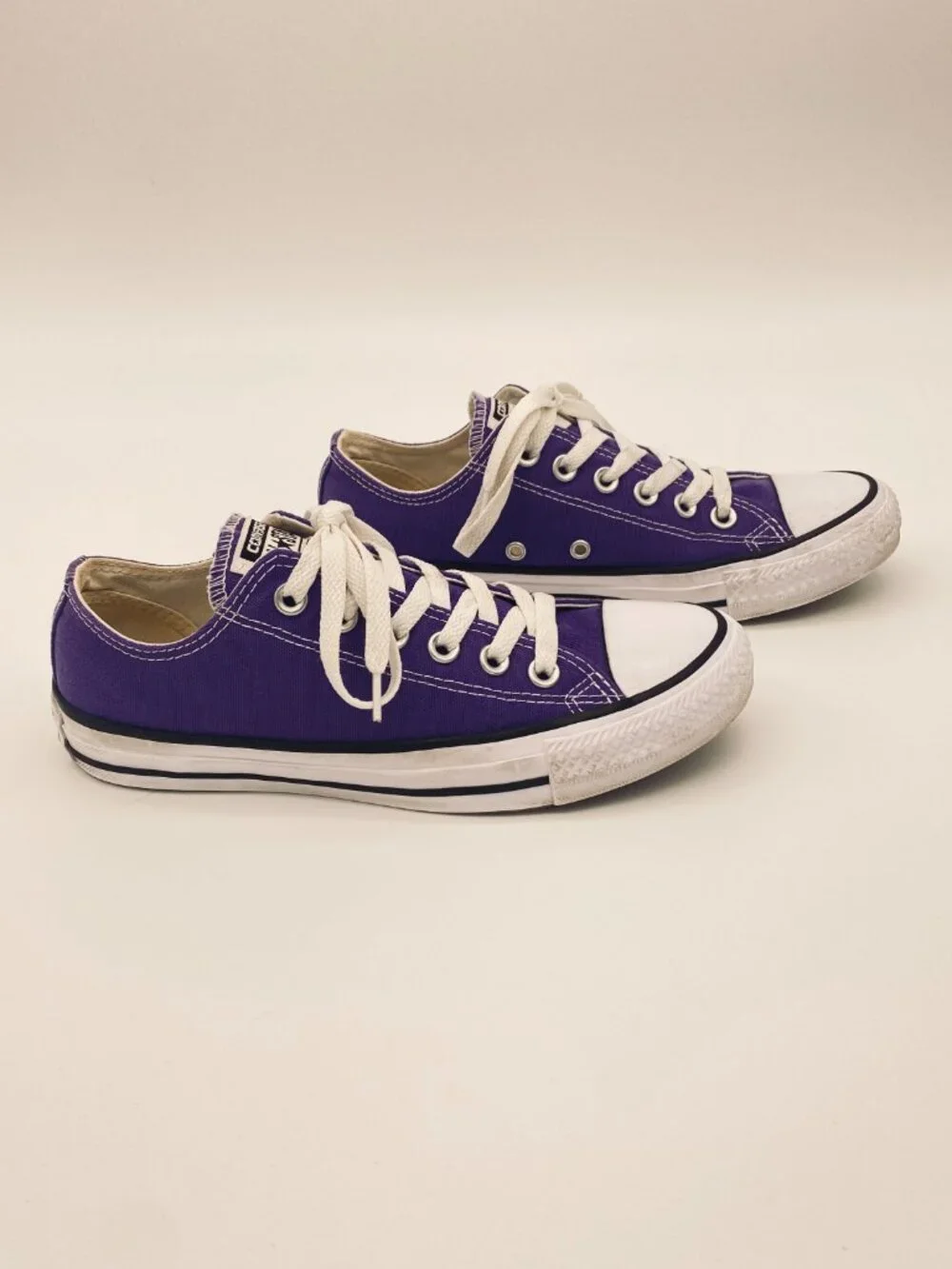 Converse Chuck Taylor All Star Men's 4.5 Women's 6.5 Low-Top-Electric Purple - Picture 5 of 9